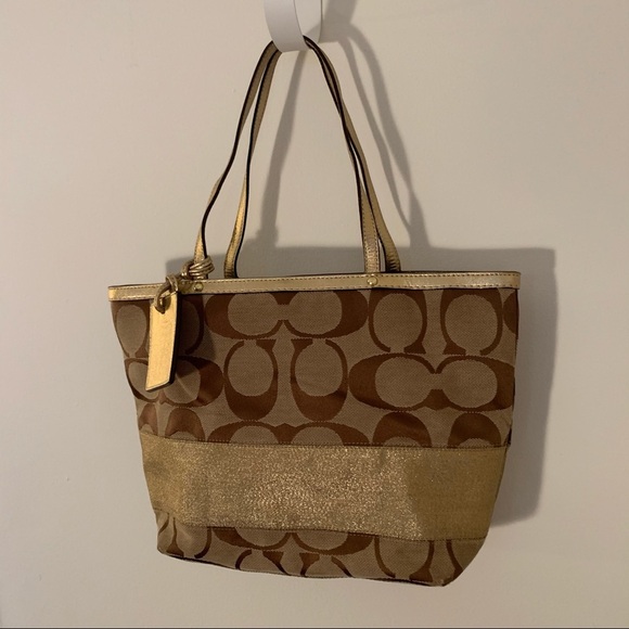 GUC Vintage Y2K Signature Jacquard/Gold Reversible Coach Tote - Picture 1 of 9